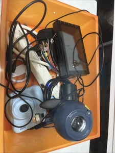 Electronics Lot Lots Camera, Projector, Roku - Mixture Of Items - Picture 1 of 7