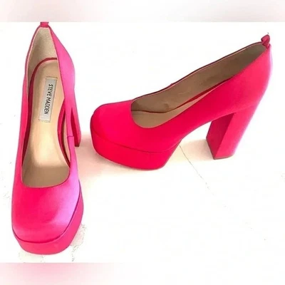 Steve Madden Artem Pump Platform Fuchsia Pink Barbie Doll GUC Women's 8.5 - Image 1 of 4