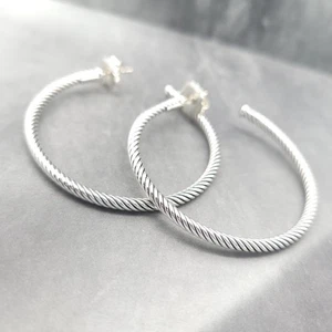 Pendientes David Yurman Clásicos Cable 2" Pulgadas Aro Cruzado Plata de Ley - Imagen 1 de 6