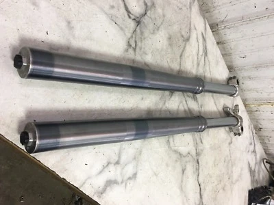 01 KTM 640 LC4 Adventure horquilla delantera horquilla tubos amortiguadores derecha izquierda Foto 1 de 4