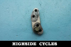 990 13-18 SUZUKI GSXR600 SUPPORT BRACKET GEAR SHIFT LEVER MOUNT - Picture 1 of 4