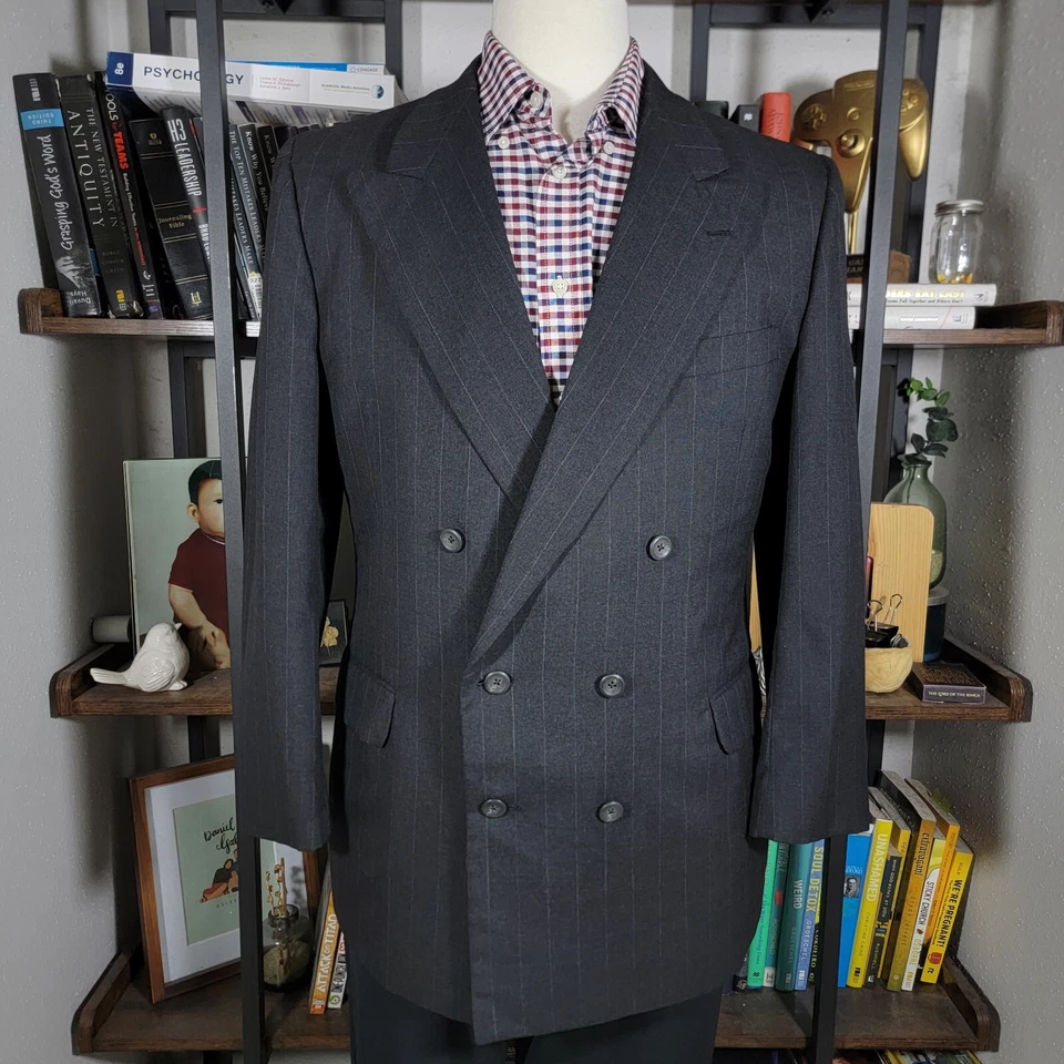 VTG Hickey Freeman Men's Double Breast Sport Coat Charcoal Striped Wool 43R - Image 1 of 4