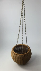 Vintage Small Round Beige Wicker Hanging Basket Metal Chain Hanger Hong Kong - Picture 1 of 5
