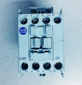 ALLEN-BRADLEY 100-C09D*01 CONTACTOR 600VAC 25A 7.5HP 24VDC COIL NEW!! READ!! - Picture 1 of 2
