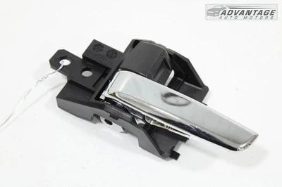 MITSUBISHI OUTLANDER SPORT 2011-2024 MANIJA DE PUERTA INTERIOR TRASERA IZQUIERDA OEM Foto 1 de 4