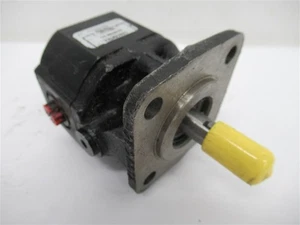 Concentric Rockford 250-055, Hydraulic Pump - Picture 1 of 2