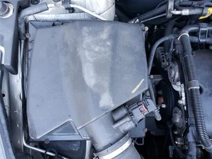 Air Cleaner VIN P 4th Digit Limited 1.4L Fits 15-16 CRUZE 725470 - Picture 1 of 7
