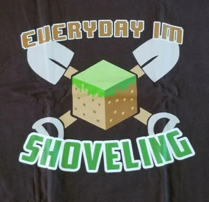 Everyday I'm Shoveling video game t-shirt size mens small - Picture 1 of 2