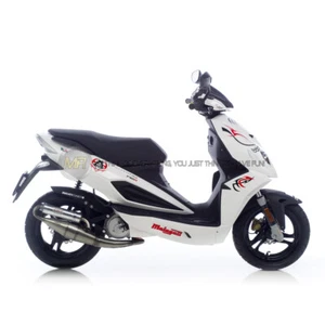 APRILIA SR 50 R FACTORY carb. Piaggio engine 2011 11 MARMITTA COMPLETO DI COLLET - Picture 1 of 1