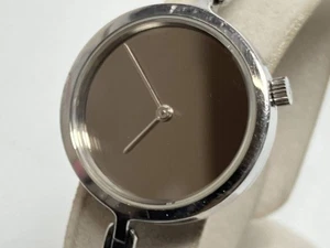 Montre à bracelet ouvert Georg Jensen #337 design par Vivianna Torun Bülow-Hübe - Photo 1/5