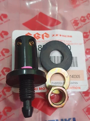 FRONT WINDSHIELD WASHER NOZZLE ASSY SUZUKI SUPER CARRY JIMNY SAMURAI SIERRA NEW - Image 1 of 4