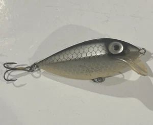 Vintage Storm Thin Fin 2 1/2” Size In Silver Shad Color VG ++ No Reserve! - Picture 1 of 9