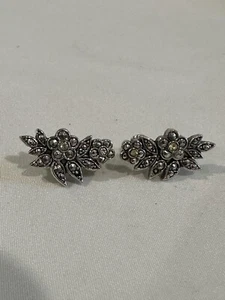 Vintage Silver Flower Clip-on Earrings Marcasite Rhinestone E4 - Picture 1 of 5