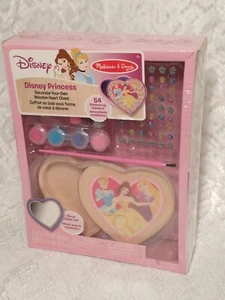 Disney Princess Decorate Your Own Wooden Heart Chest Kids Crafts tbldp1 - Picture 1 of 12
