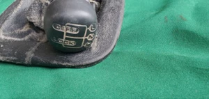 1995-1998 Land rover Discovery 1 Diff-lock shifter knob with the original boot - Picture 1 of 7