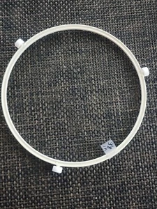 GENUINE FRIGIDAIRE MICROWAVE OVEN GLASS TRAY SUPPORT 9 1/8 INCH FFCE1455UD C5.2 - Picture 1 of 1