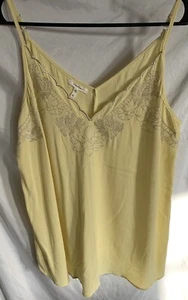 Maurices Womens XL Tank Top Metallic Floral Embroidery Scalloped Yellow Shirt - Picture 1 of 5