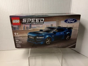 LEGO SPEED CHAMPIONS: Ford Mustang Dark Horse Sportwagen (76920) - Bild 1 von 4