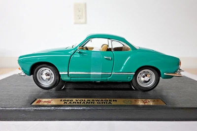 Yat Ming 92198 1966 Volkswagen KARMANN-GHIA Green Road Legends 1:18 Scale - Image 1 of 4