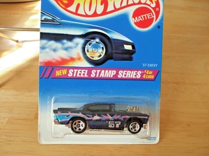 Hot Wheels '57 CHEVY BEL AIR COUPE con motore High HP blu metallizzato col#290 - Foto 1 di 6