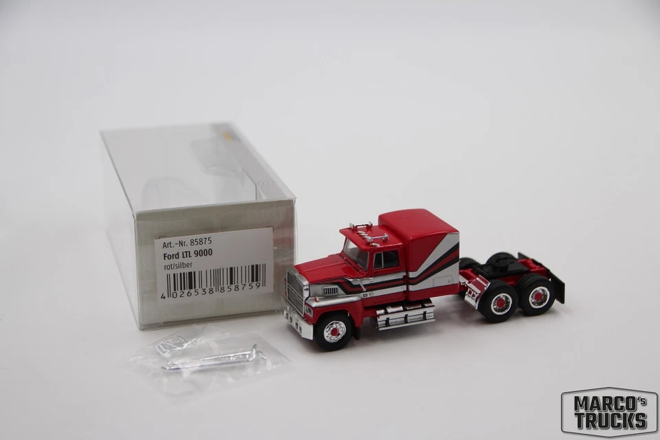 Brekina Ford LTL 9000 red/silver No. 85875 1:87 /BRN831 - Image 1 of 1