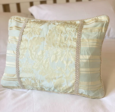 Set of 2 Luxury Boudoir Cushion Cover Pillow Jacquard Duck Egg Green Gold Floral - Image 1 of 4