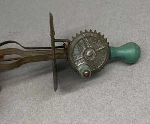 Vintage Toy Egg Beater Mixer   ~ No Jar ~ Miniature Toy Kitchen Tool - Picture 1 of 9