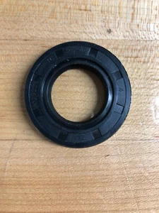100 COUNT TC 25X44X7 OIL GREASE DUST SEAL DOUBLE LIP WITH SPRING 25mmX44mmX7mm - Picture 1 of 2