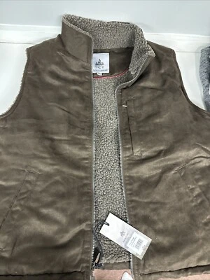 Men’s Rainforest Micro Suede Sherpa Lined Vest Size Small NWT - Image 1 of 3