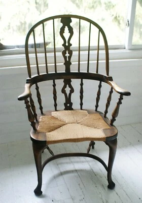 KARPEN Windsor Style Barrel Back Chair - Pick Up Only - Saugerties NY - Image 1 of 4