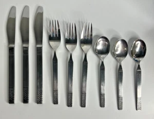 9 Piece Set DANIKA Stainless Merchandise Service MCM Celtic Knot - Picture 1 of 14