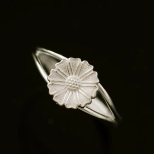 Danish Silver Daisy Ring - Lund Copenhagen - Picture 1 of 2