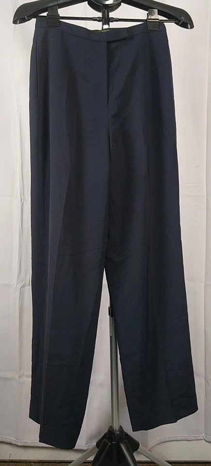Pantalones para mujer Eddie Bauer calce relajado azul marino talla 6 Foto 1 de 4