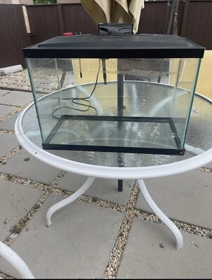 Aqueon Aquarium Fish Tank Starter Kit LED Lighting 10 GalLon - Image 1 of 2