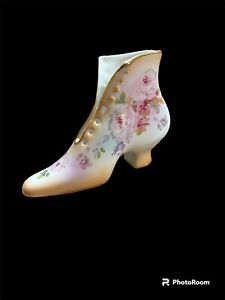 Vtg Victorian Shoe Figurine Boot Floral Ladies Fashion Gold trim  RS Porcelain