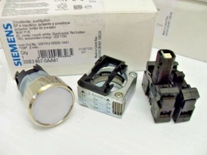 ⭐NEW IN BOX⭐ SIEMENS 3SB3 657-0AA61 LED ILLUMINATED PUSHBUTTON FREE SHIPPING - Picture 1 of 11