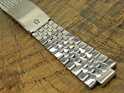 Vintage NOS Unused Watch Band Center Link Attachment 8.8mm Bulova Accutron - Image 1 of 4