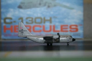 Dragon Wings 1:400 USAF Lockheed C-130 Hercules 61391 (55741) Model Plane - Picture 1 of 7