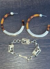 Vintage Jewelry lot of 2 Olivia Welles Gold Tone Earings Stagecoach Bracelet 