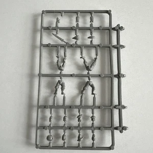 Warhammer Imperium Soldaten Regiment Teile  - Bild 1 von 3