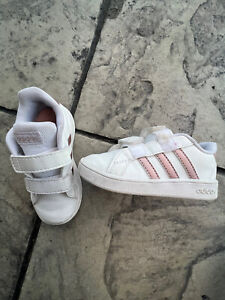 Little  Girls Adidas’s shoes Sz 8.5