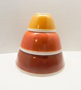 Juego de 3 cuencos mezcladores Pyrex Americana colores otoño borde blanco anidación - Imagen 1 de 17