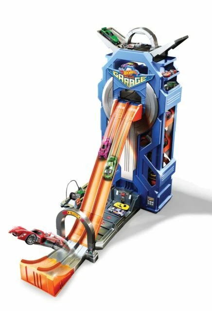 Hot Wheels FTB68 City Mega Garage Toy Play Set