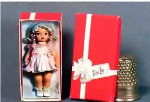 Casa de Muñecas Miniatura 1:12 Terri Lee Caja de Muñecas Rubia Retro Casa de Muñecas Niña - Imagen 1 de 4