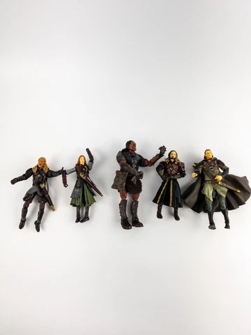 Lord of The Rings Action Figures Mixed Lot Of 5 No Weapons 2002-2003. LOTR Cover