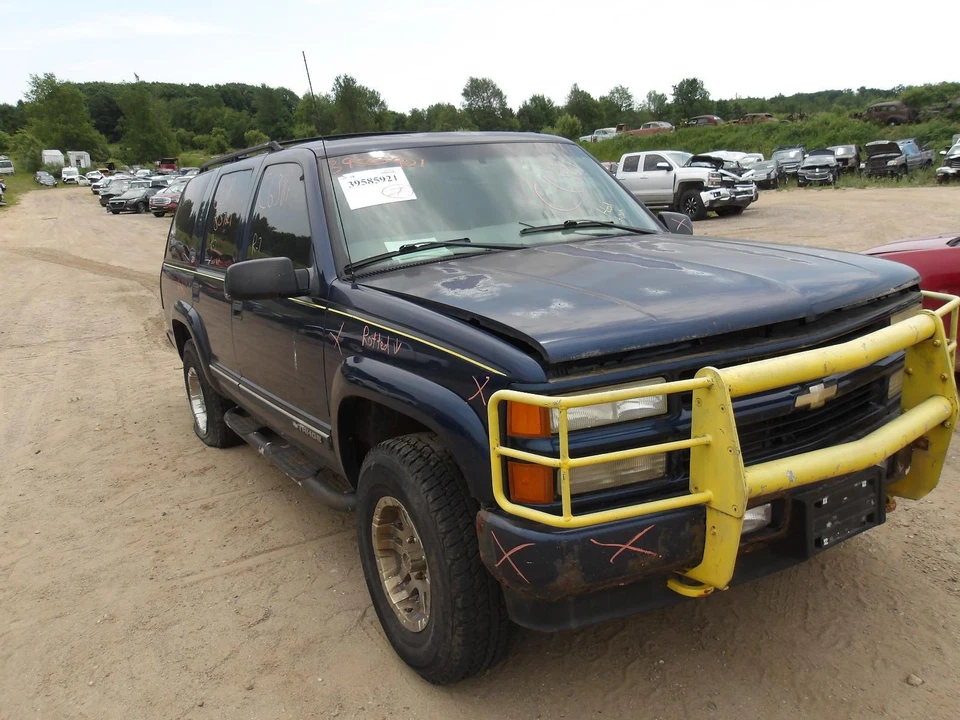 Used Engine Complete Assembly fits: 2000 Chevrolet Tahoe 5.7L 8-350 VIN R 8th di Foto 1 de 4