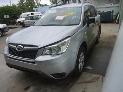 SUBARU FORESTER 12/2012-01/2016 RADIATOR GRILLE IN BUMPER SILVER  - image 1 of 2