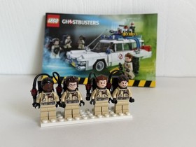 LEGO Ideas: Ghostbusters Ecto-1 (21108) - MINIFIGURES & MANUAL ONLY