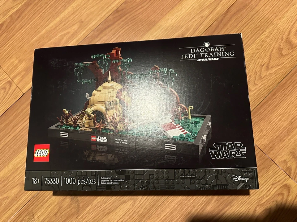 LEGO Star Wars 75330 Dagobah Jedi Entrenamiento Diorama Caja Sellada Foto 1 de 4