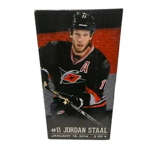 Neu im Karton #11 Jordan Staal A NHL Carolina Hurricanes Hockey 2 von 4 2014 Wackelkopf - Bild 1 von 15